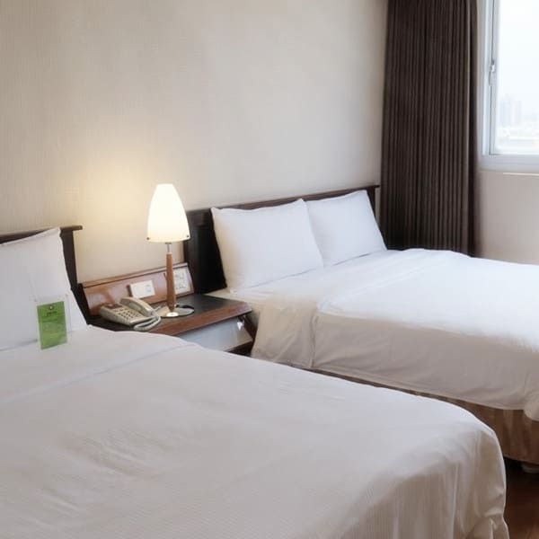 康橋商旅 ( 五甲館 ) 康橋商旅 ( 五甲館 )